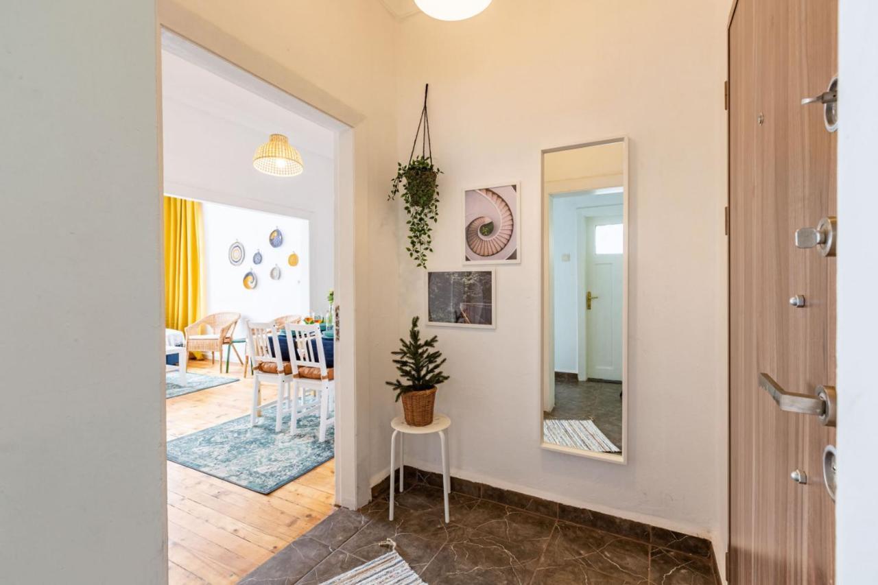 Apartment Colorful Flat With Excellent Location Near Trendy Attractions In Kadikoy *