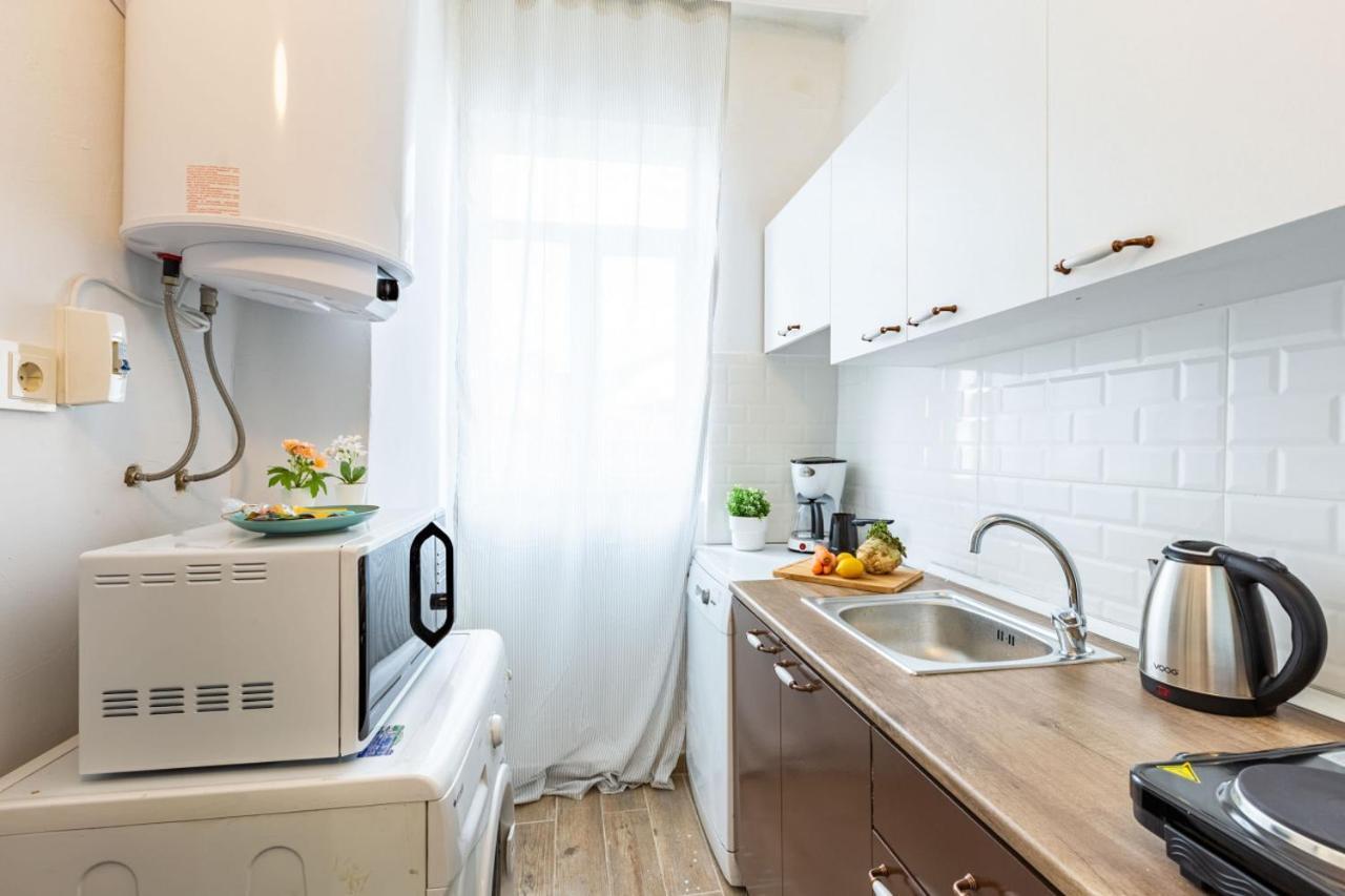 Colorful Flat With Excellent Location Near Trendy Attractions In Kadikoy * Istanbul