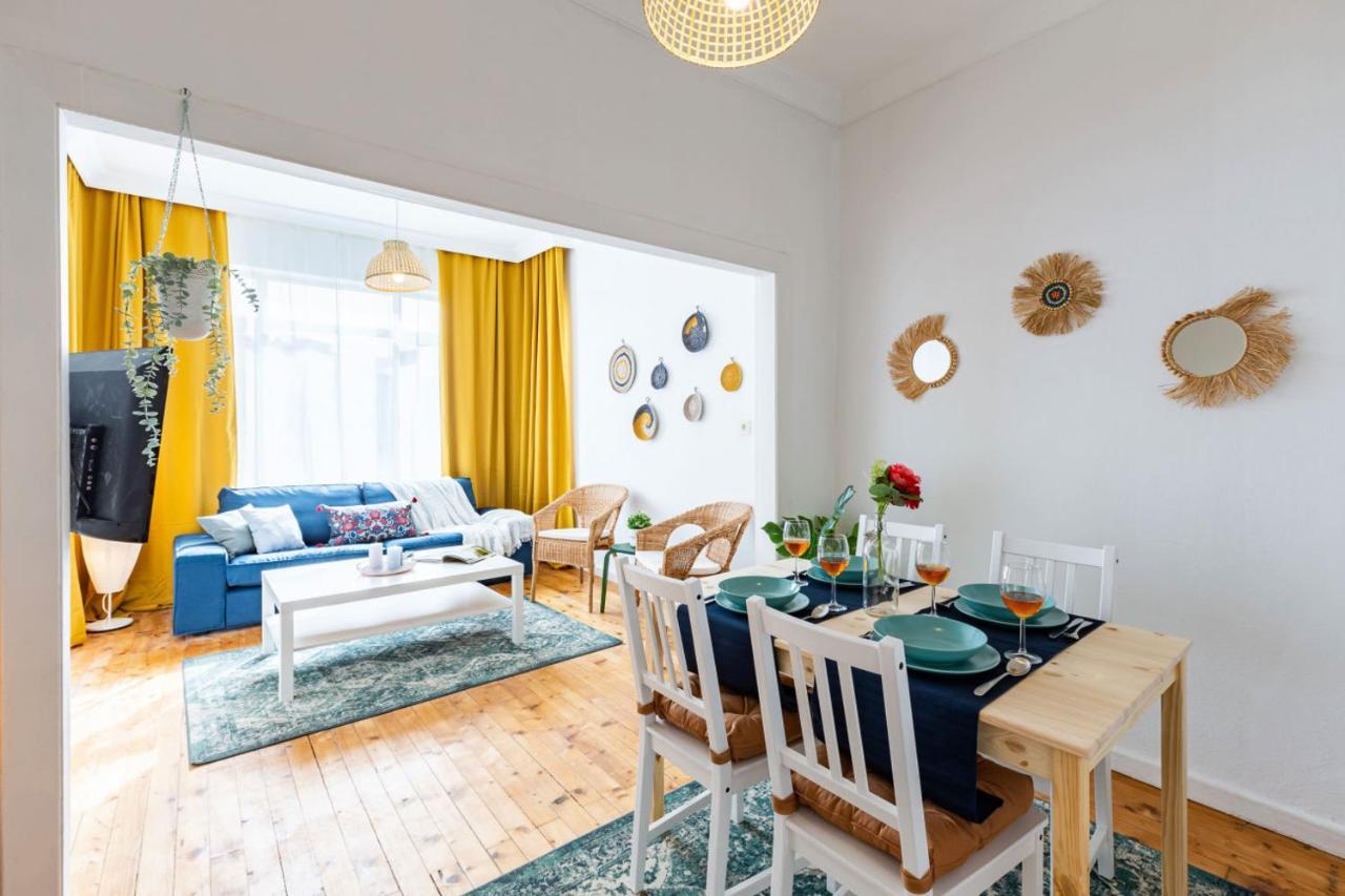 Colorful Flat With Excellent Location Near Trendy Attractions In Kadikoy Apartment *