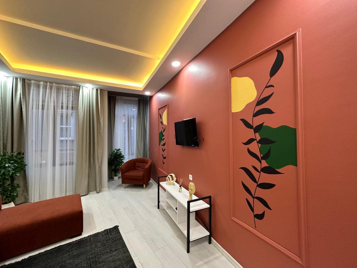 Daire Homes Of No.23