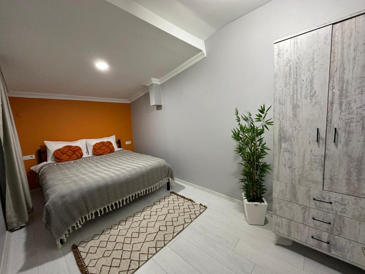 Daire Homes Of No.23