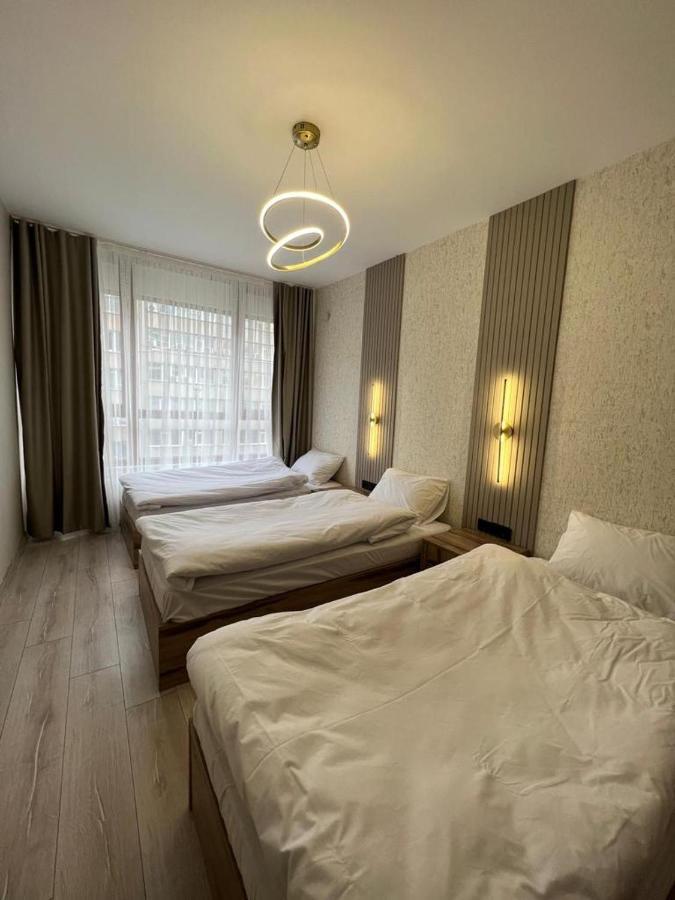 Center Apartment, Sisli, Near Metro Apartment *