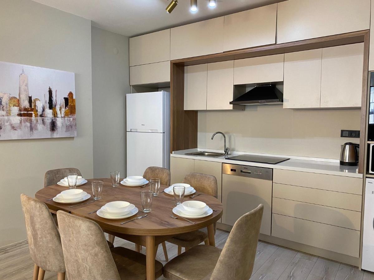Center Apartment, Sisli, Near Metro *