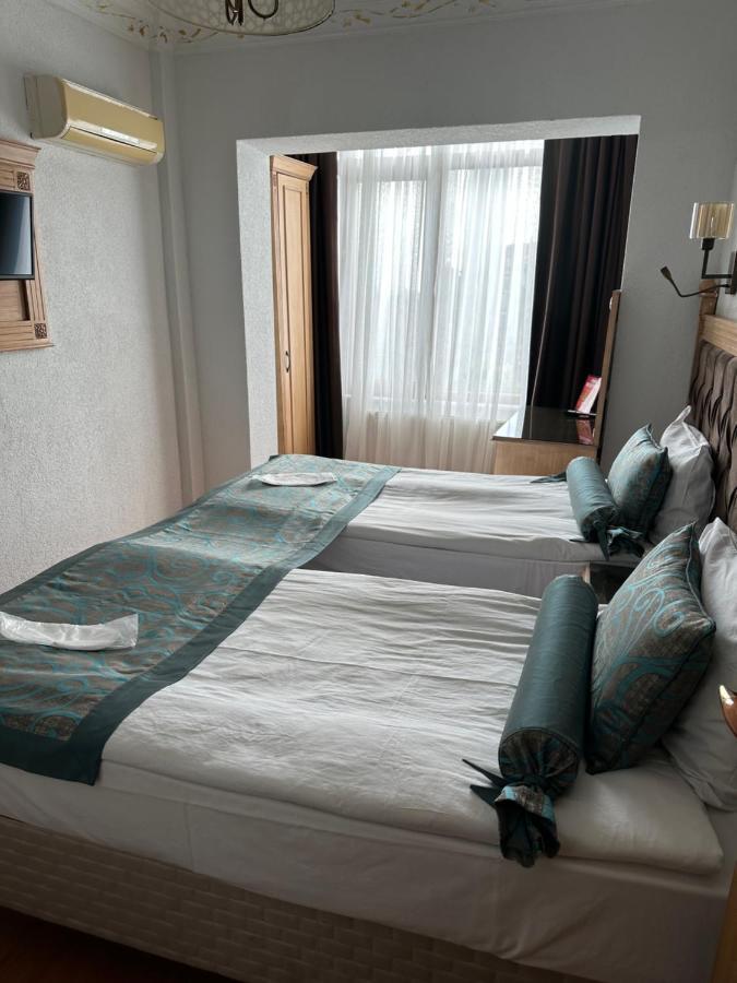 Blue Tuana Old Otel 3*