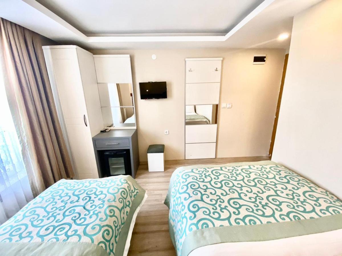 Grand Lara Hotel
