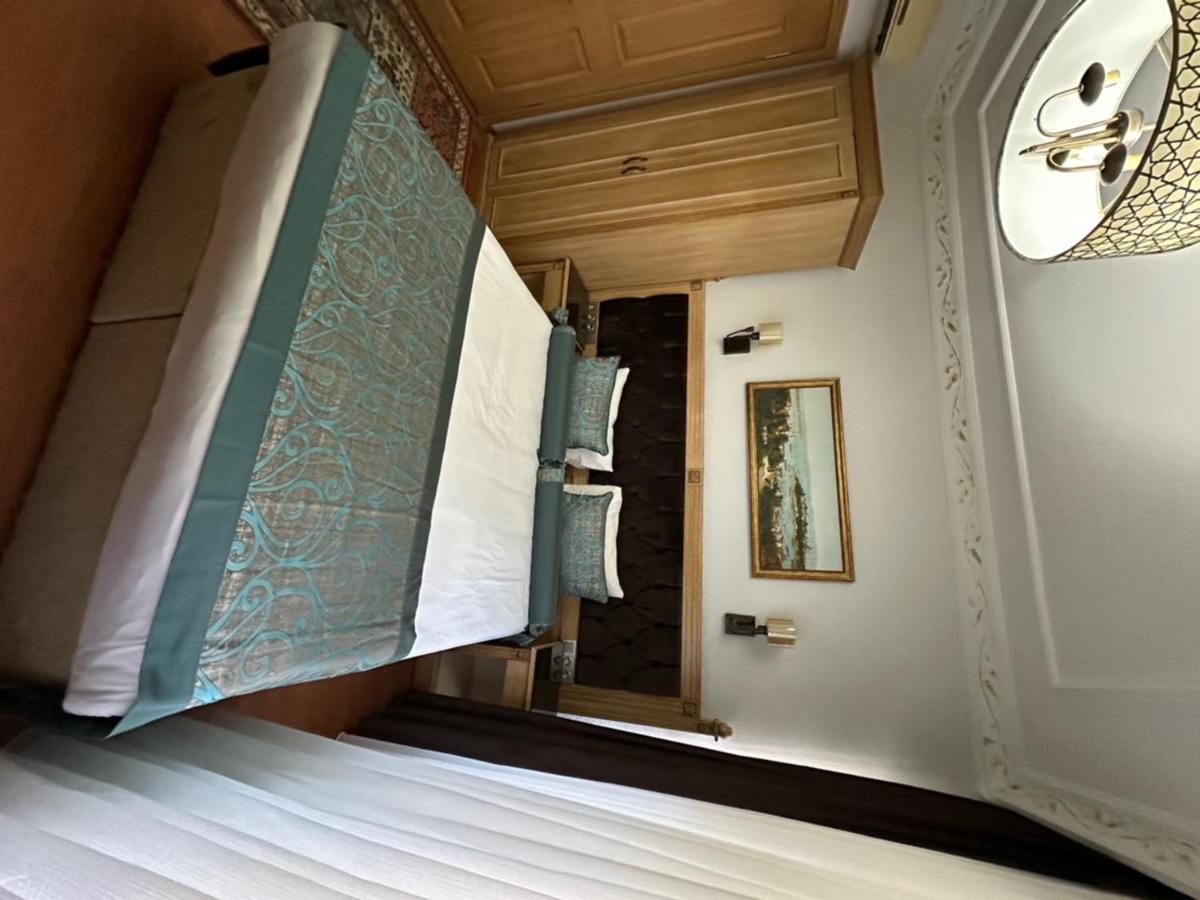 Blue Tuana Old Otel 3*