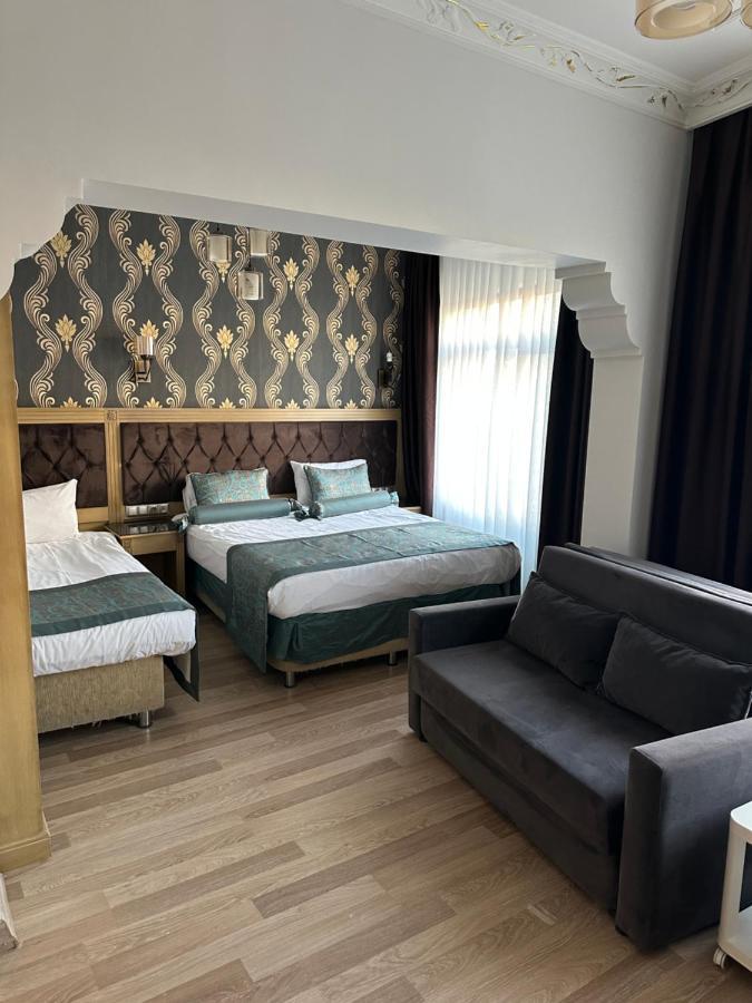 Blue Tuana Old Otel 3*