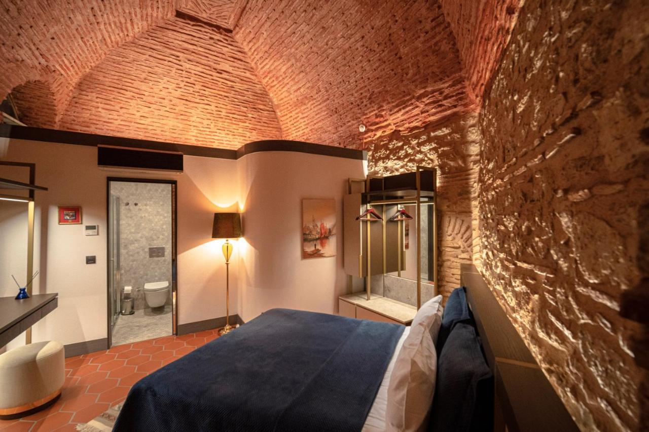 1772 Otel 5*