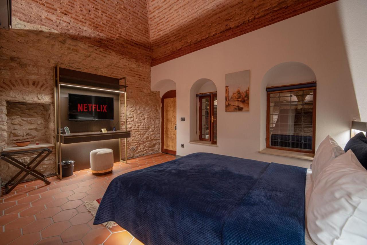 1772 Otel 5*