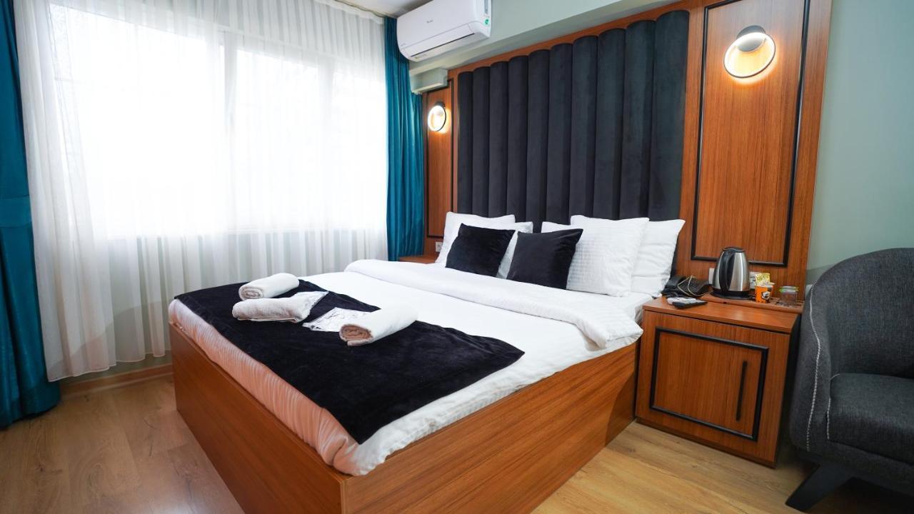 Otel Grand Montıno *