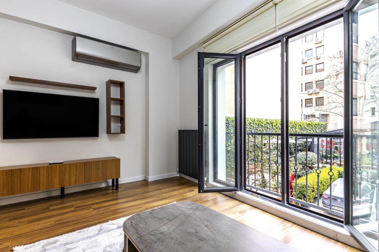 Central And Modernly Furnished Flat In Sisli Istanbul