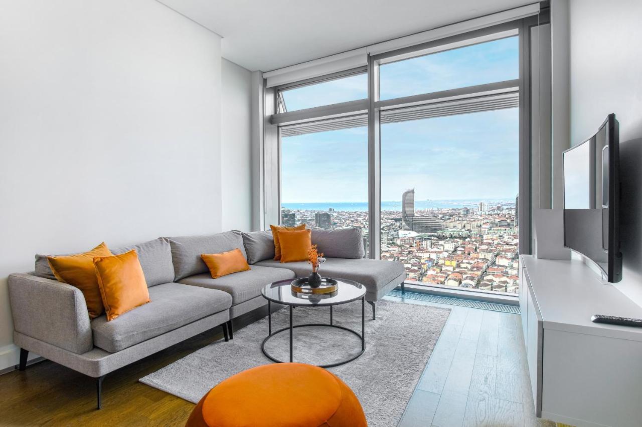Apartment Emaar, Dinner At 102m With A View Of The Bosphorus