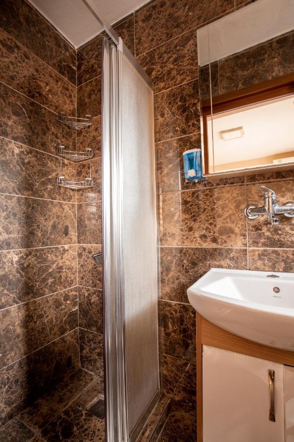 Beyoglu Huzur Hotel