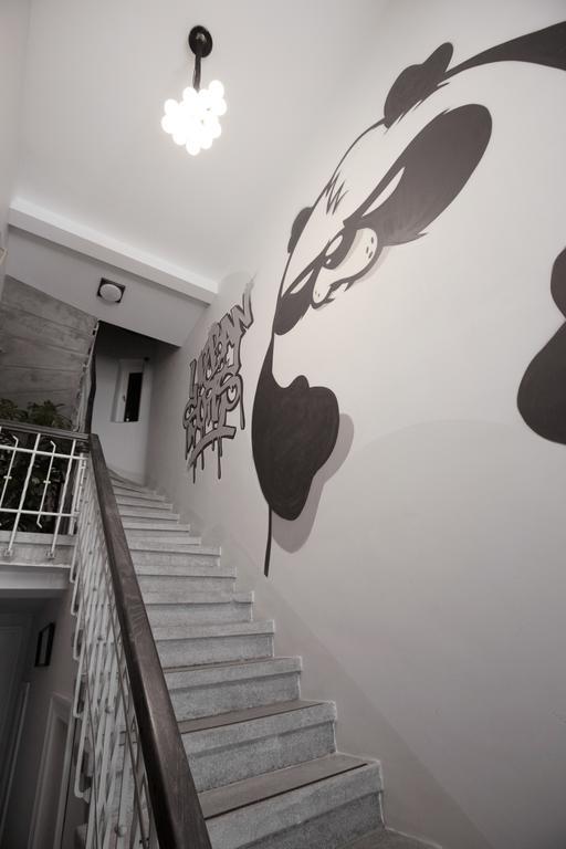 Urban Homes Apartment *