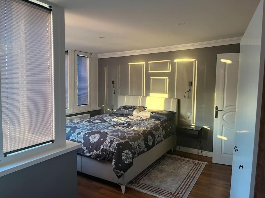 Sisli Osmanbey Taksim Large Terrace, Quietness And Space Daire *