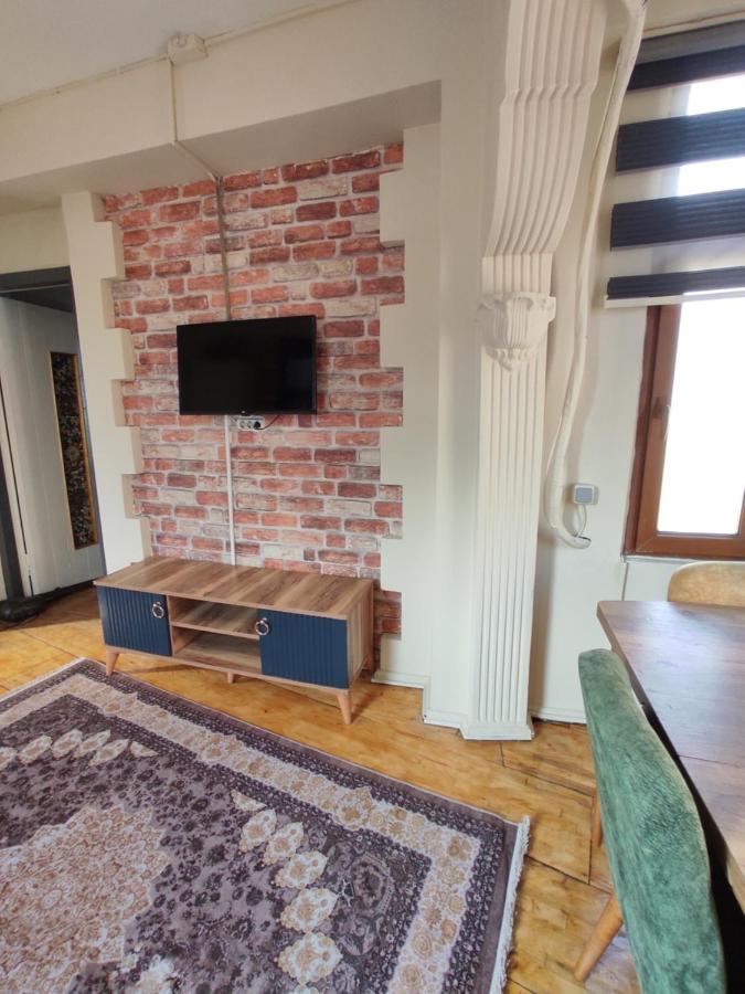 Apartment Stone House *