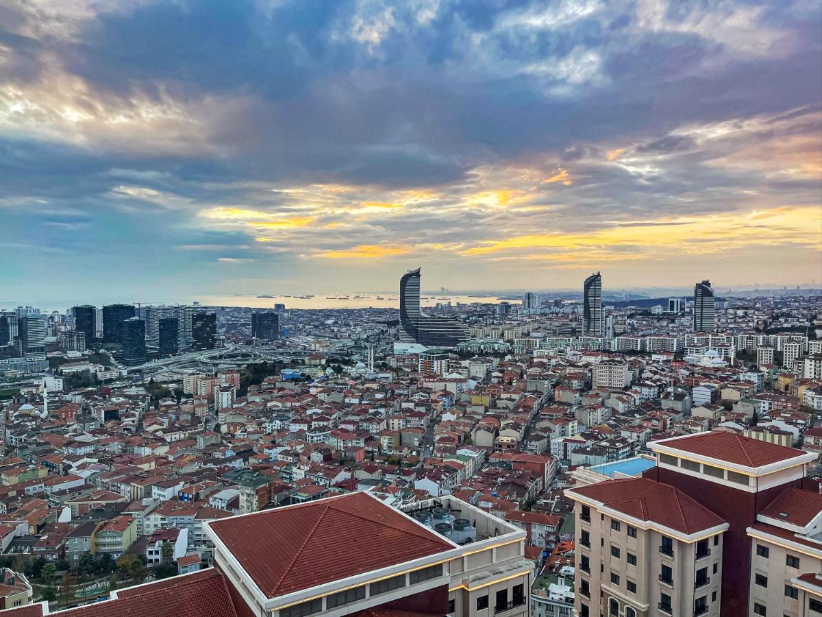 Emaar, Dinner At 102m With A View Of The Bosphorus Istanbul