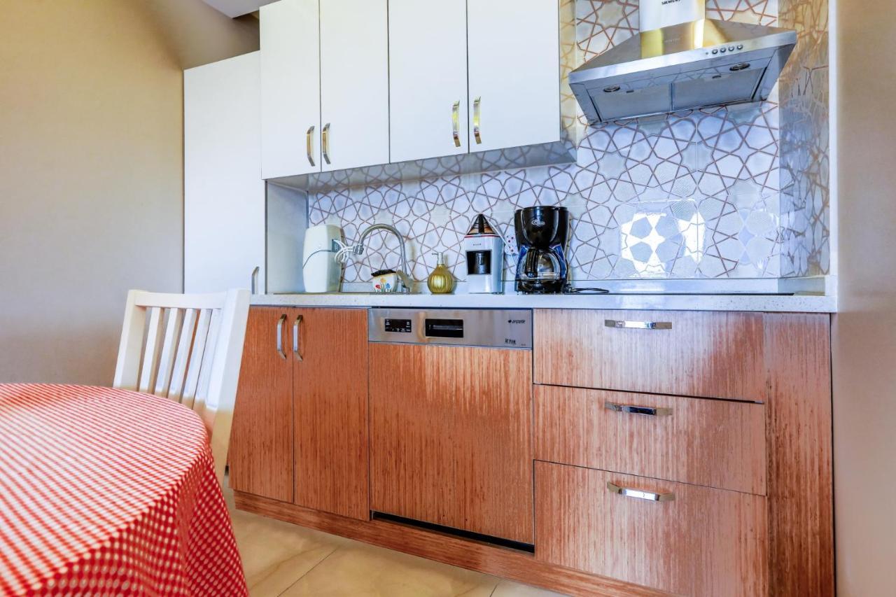 Peaceful Flat With Adalar View, Balcony And Terrace In Maltepe * Istanbul