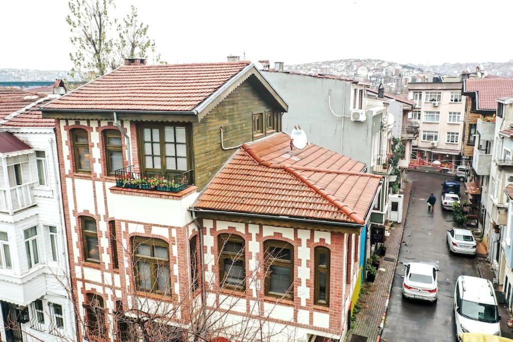 Apartment Historical Greco-Ottoman Pavilion Near Tram In Fatih Istanbul