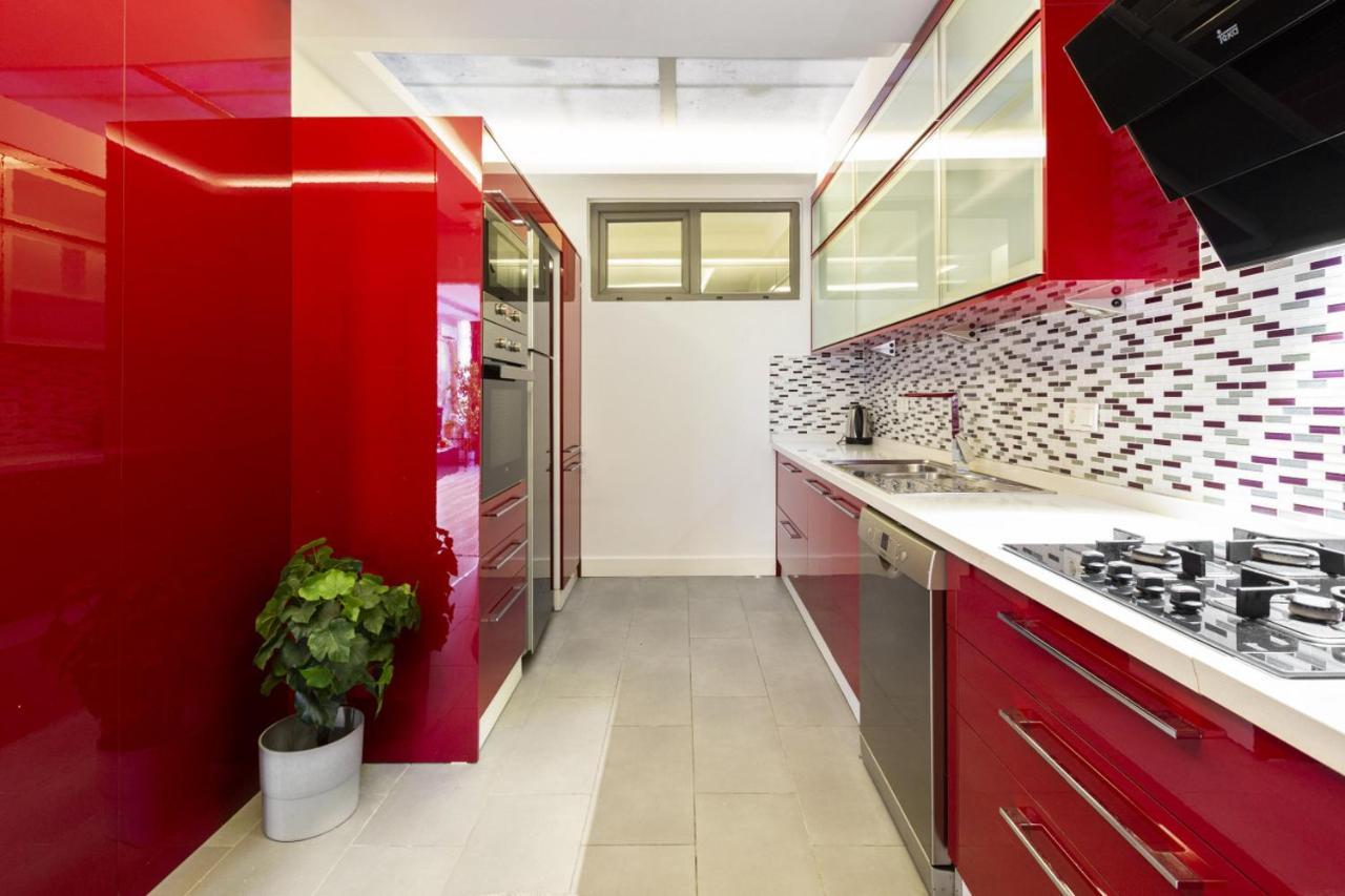 Chic, Cozy With Garden In Besiktas Apartment
