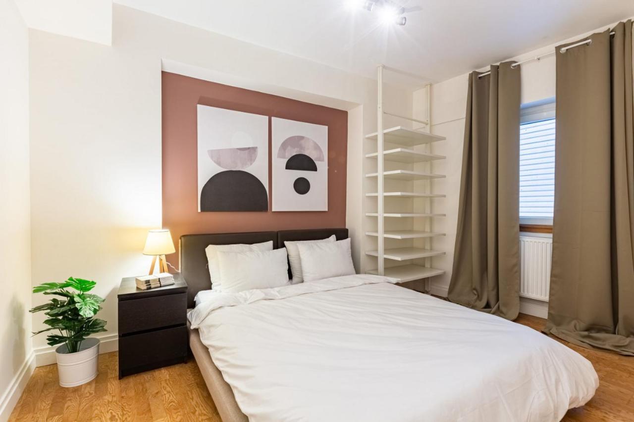 Splendid Flat With Excellent Location In Beyoglu *