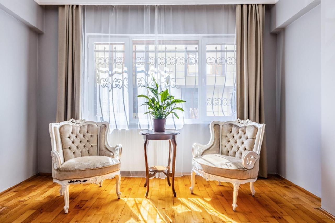 Fully Furnished Magnificent Flat In Uskudar