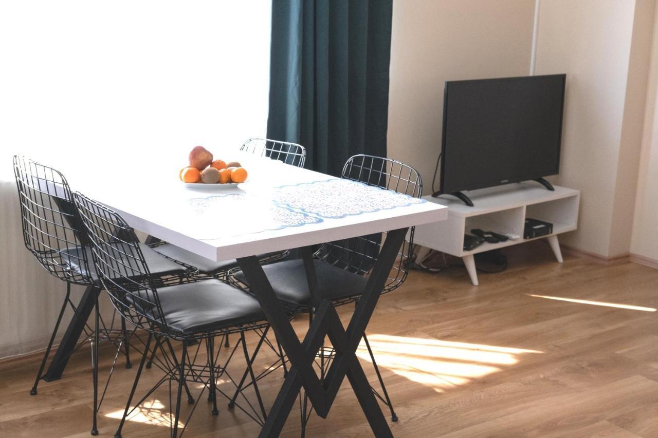 1+1 W/netflix Close To Taksim, Nişantaşı, Bomonti Daire İstanbul