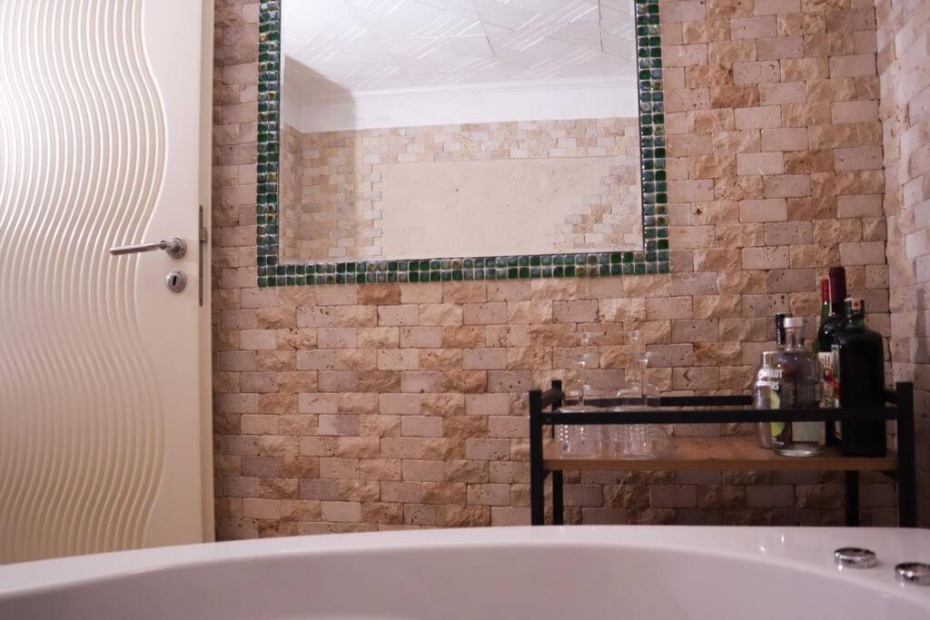 Delux Private Jacuzzi And Sauna Inside The Flat Apartment *