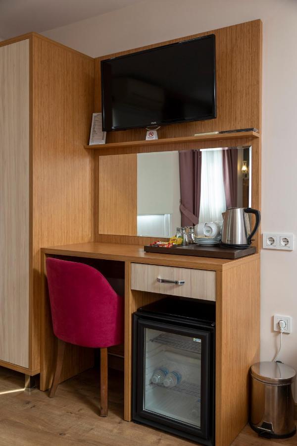 Hotel Black Pearl 3*