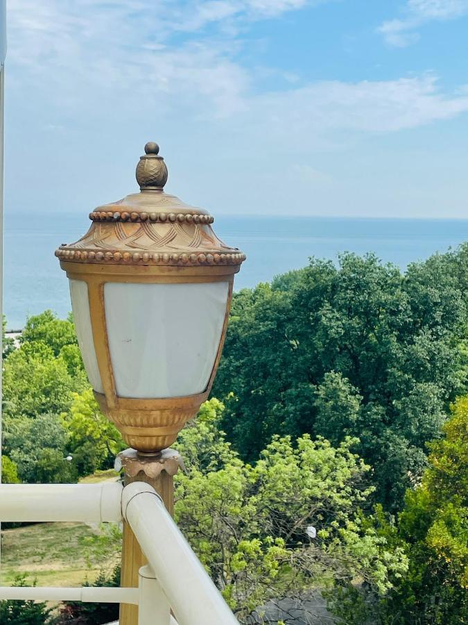 Hotel Emirhan Palace *