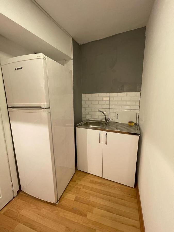 Detex Aparts Apartment *