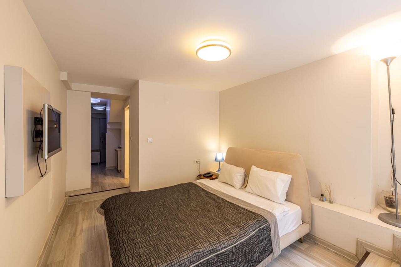 Calanthe Hotel