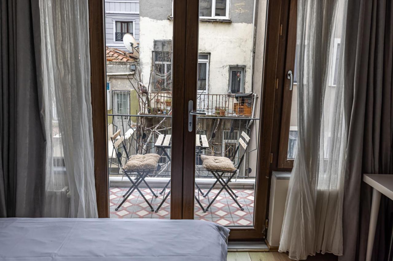 Calanthe Hotel