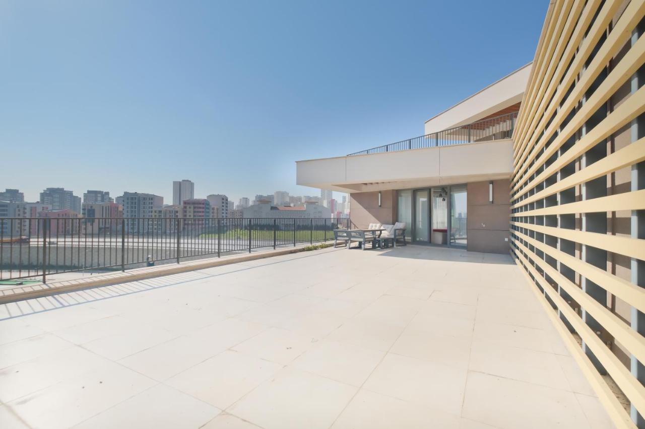 Apartment Grand By Newinn