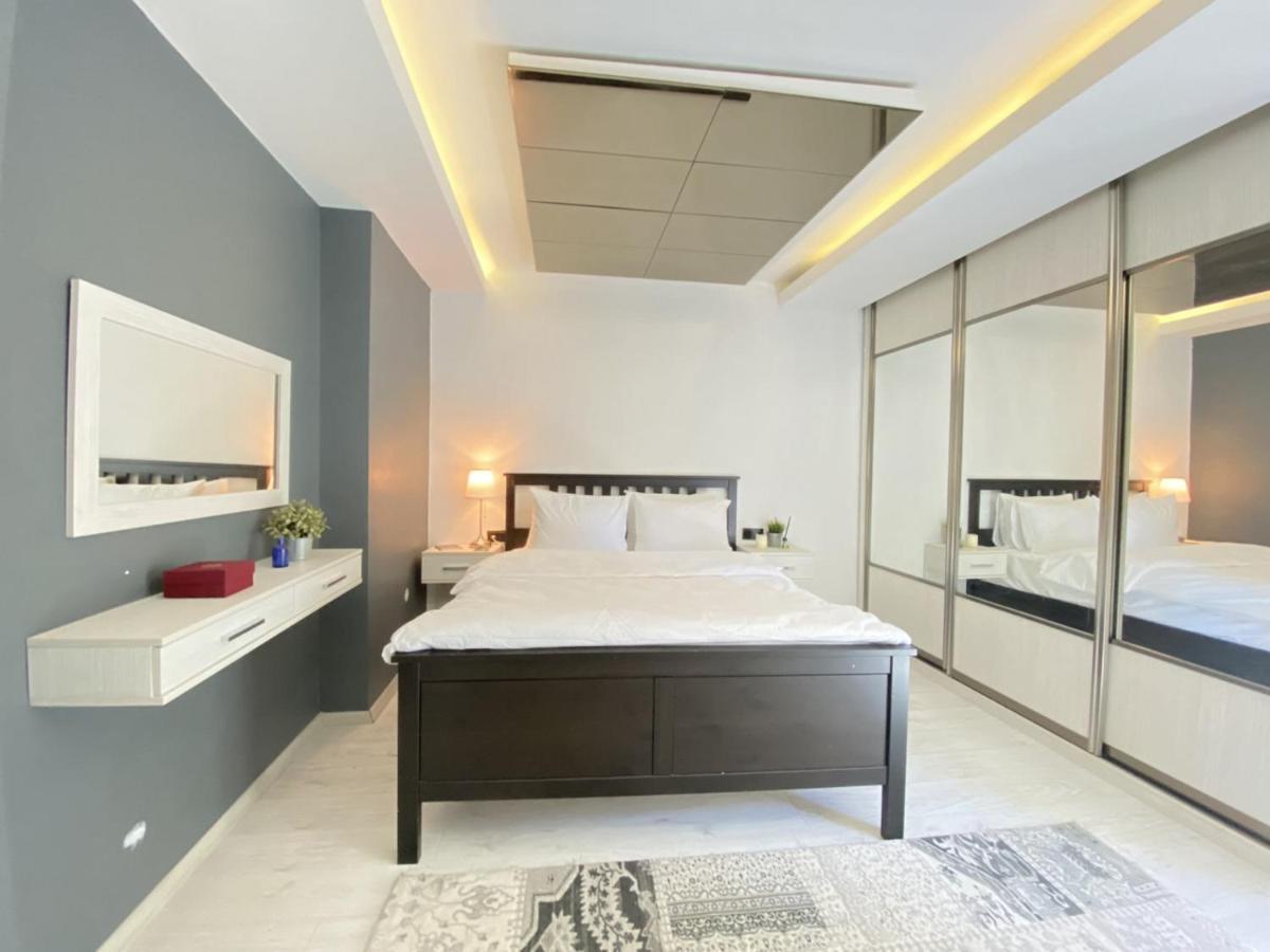 Apartment Delightful With Backyard And Bosphorus View In Uskudar *