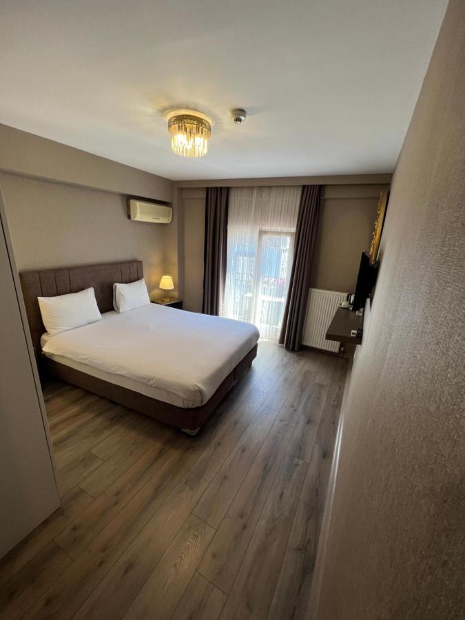 Flower Palace Hotel 2*