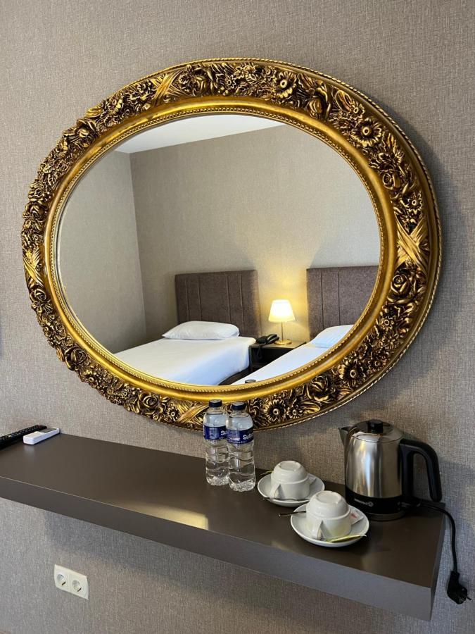 Flower Palace Hotel 2*