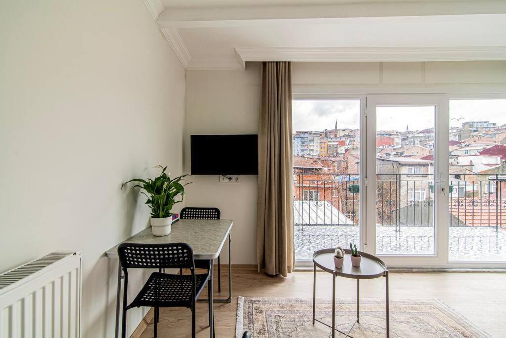 Apartment Flat With Terrace In Balat, Fatih Istanbul