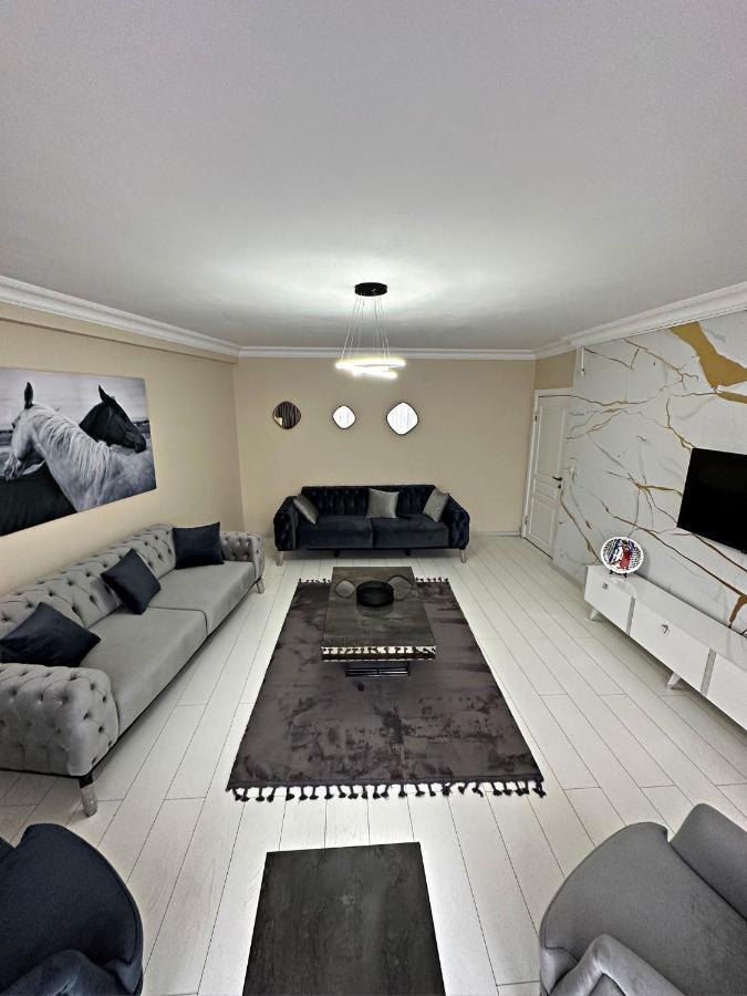 Apartamento Cihangir Ekinci Plaza -2-