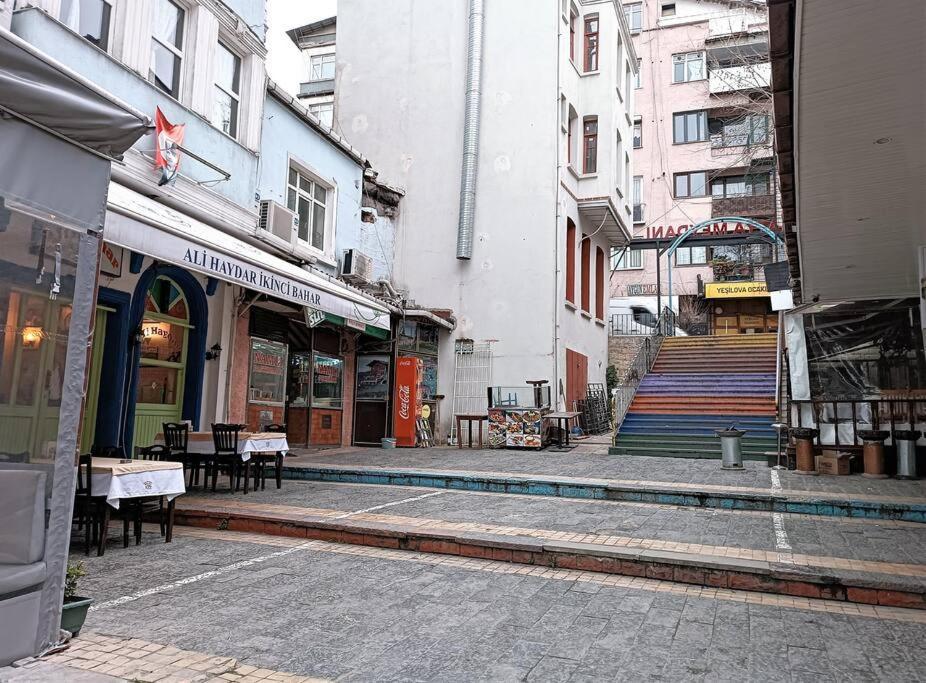 Asmin's House In Fatih