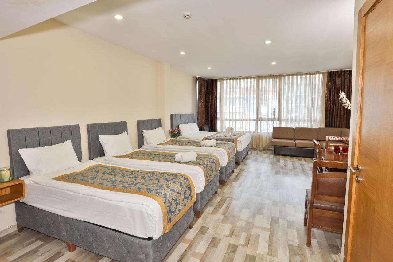Cumbali Plaza Hotel