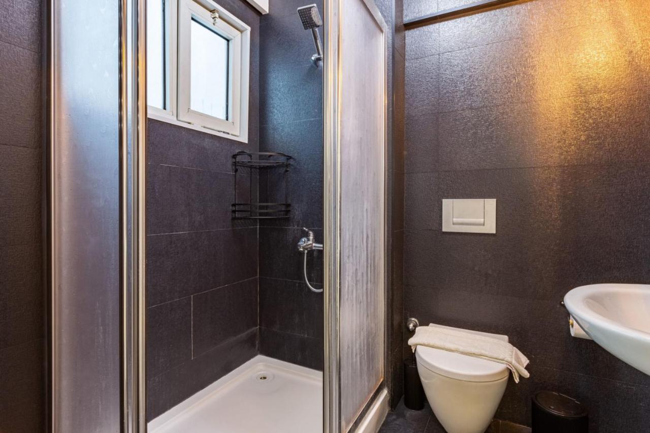 Apartment Flat Central Location On Rumeli Street Nisantasi *