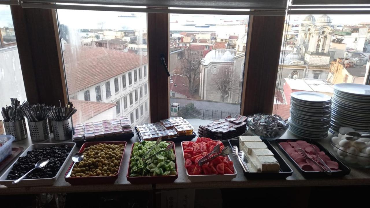 Grand Liza Hotel 3*