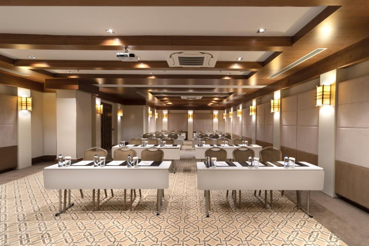 Mercure Bomonti Hotel 5*