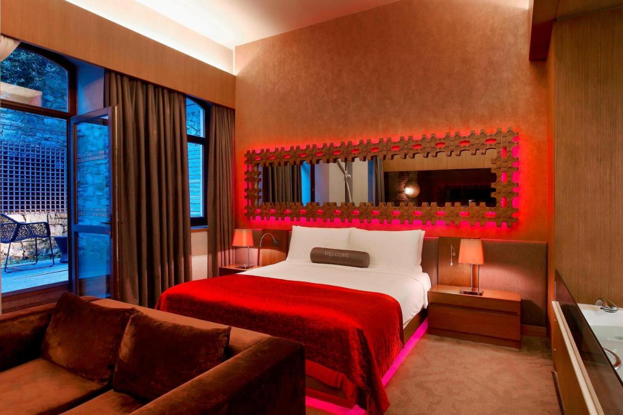 Hotel W (adults Only)