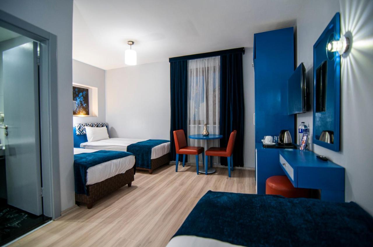 Hotel Lapis & 3*