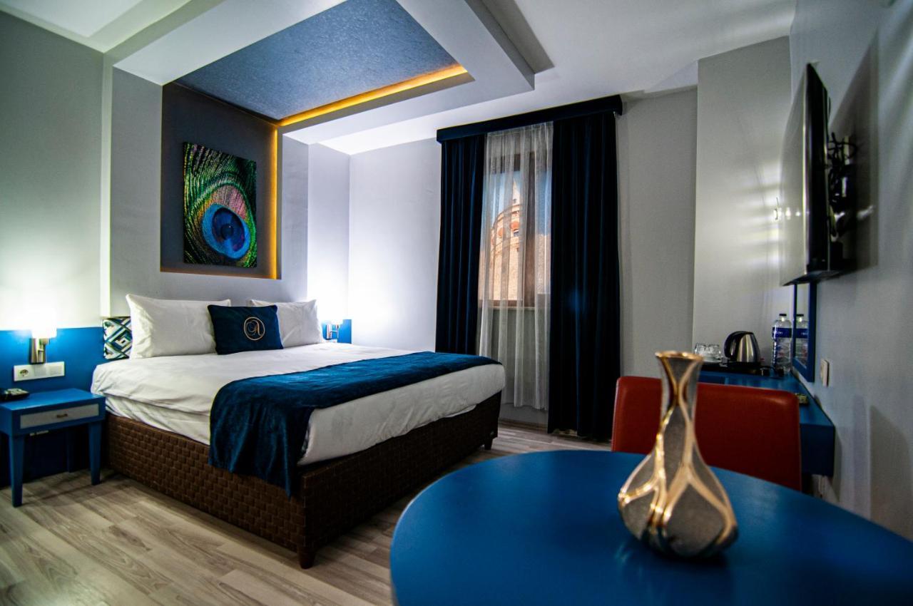 Lapis & Hotel Istanbul