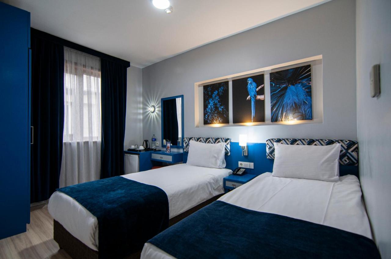 Hotel Lapis & 3*