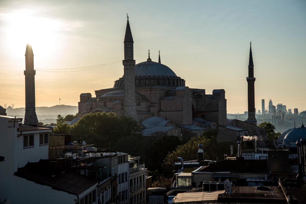 Lapis & Istanbul