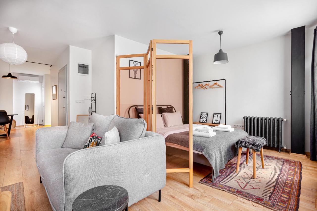 Amalia By Oval 5*